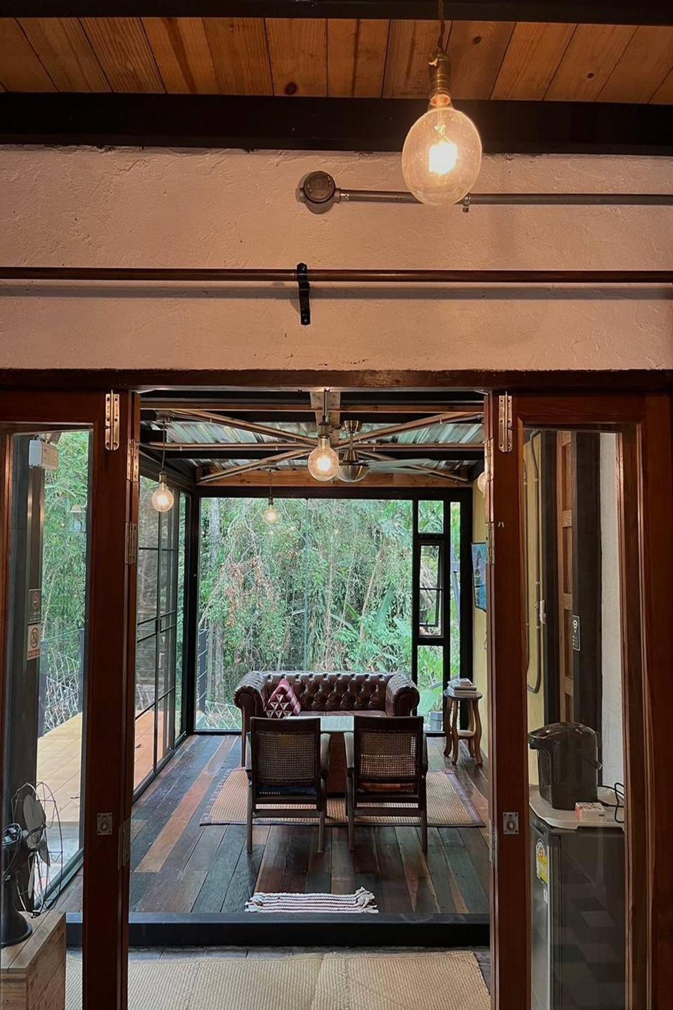 Voraman Hut Hotel Ban Pang Bo Hu Bon Exterior photo