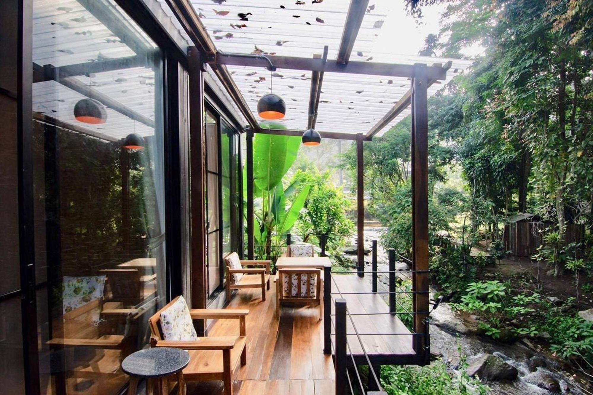 Voraman Hut Hotel Ban Pang Bo Hu Bon Exterior photo