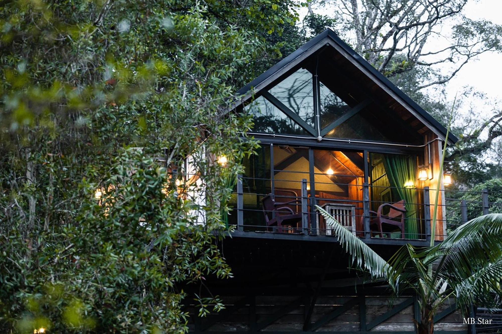 Voraman Hut Hotel Ban Pang Bo Hu Bon Exterior photo