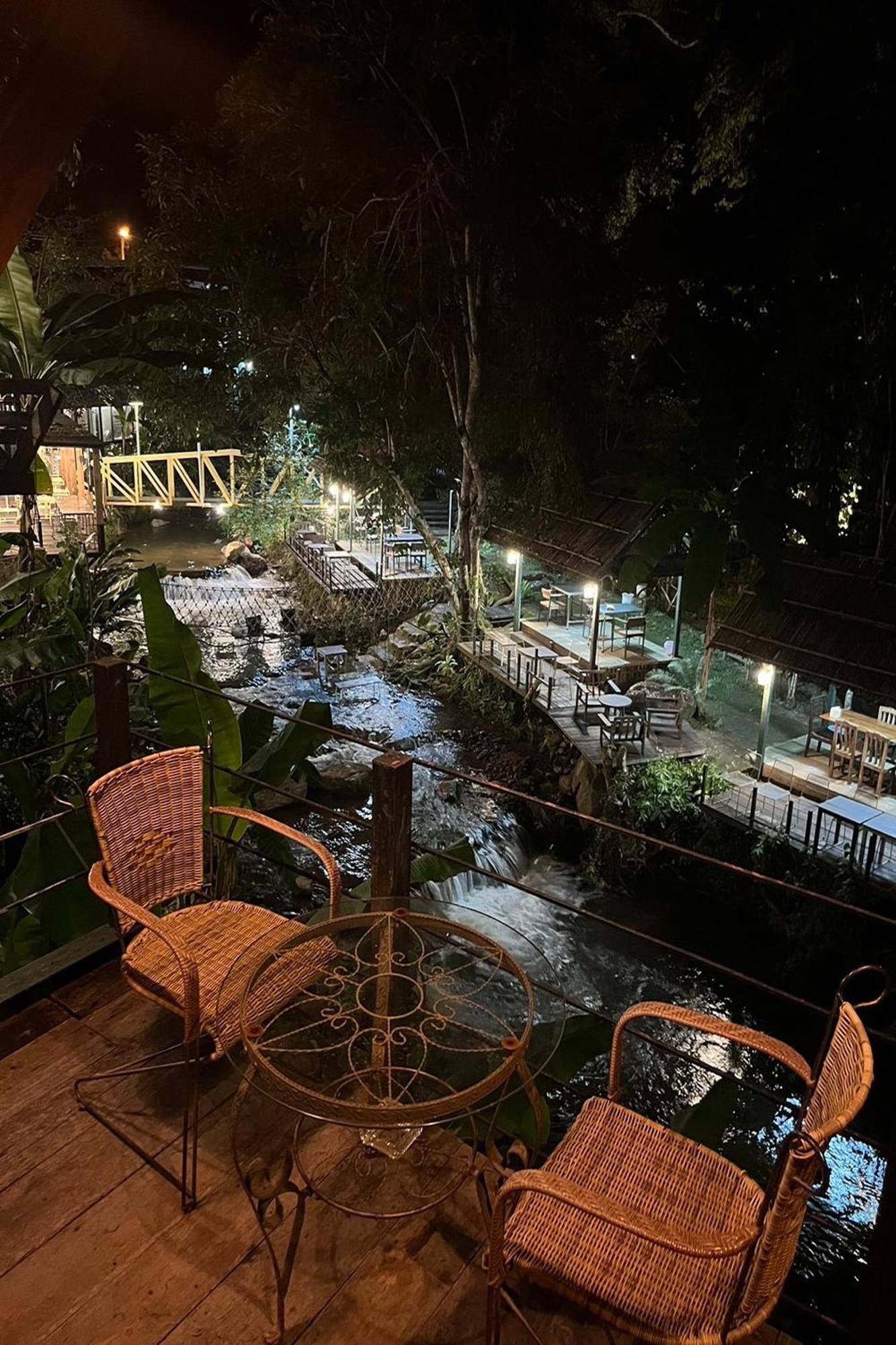 Voraman Hut Hotel Ban Pang Bo Hu Bon Exterior photo