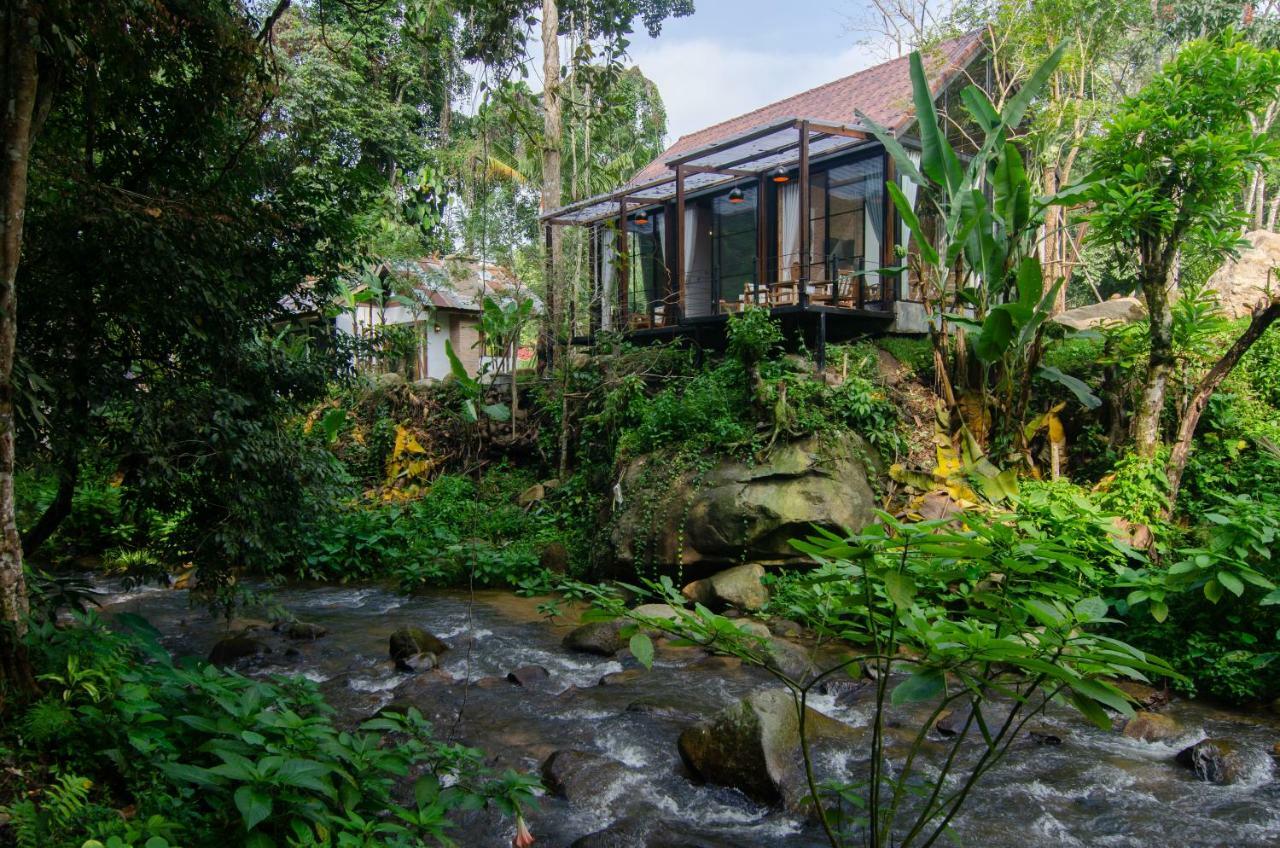 Voraman Hut Hotel Ban Pang Bo Hu Bon Exterior photo